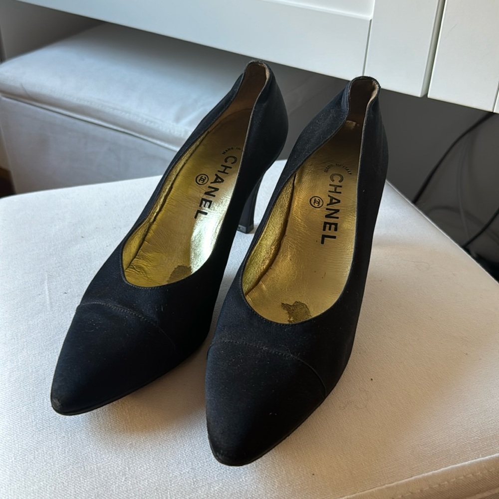Chanel 1990’s Vintage Black Satin Pumps Size 39